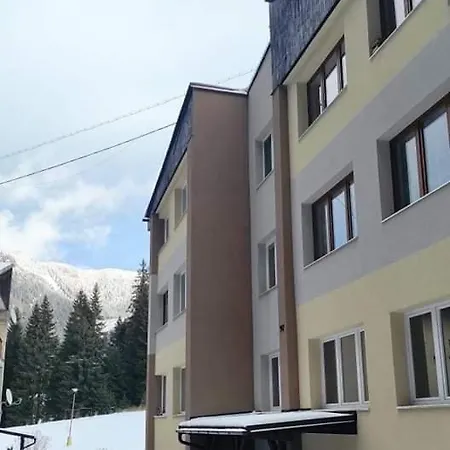 Anna Apartment